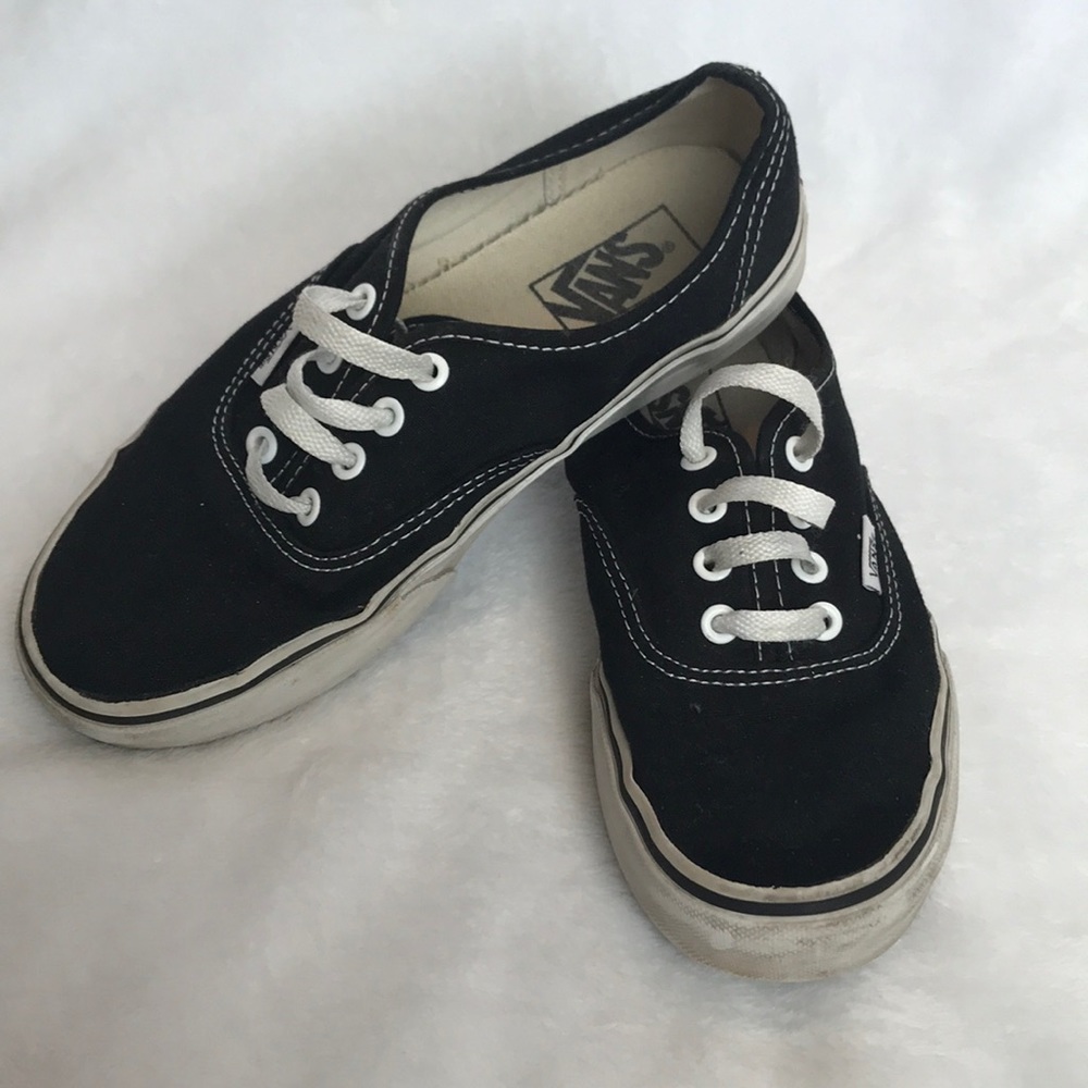 Black Classic Vans